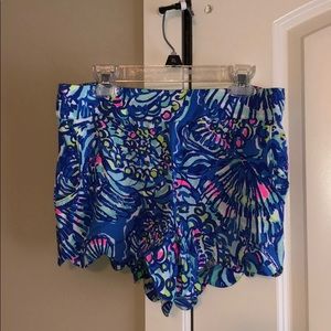 Lilly Pulitzer scalloped shorts with pockets